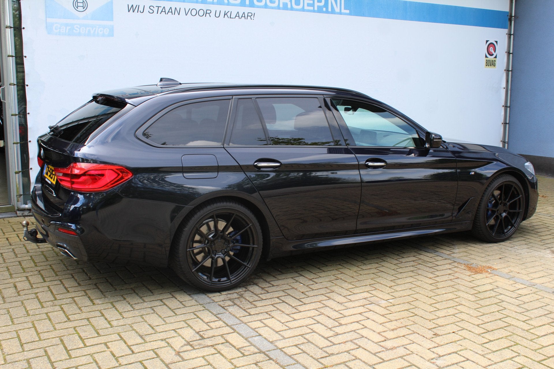BMW 5 Serie Touring 530i High Executive M-sport | Incl. 12 m, 1998 cc, Achterwielaandrijving, Gebruikt, Euro 6