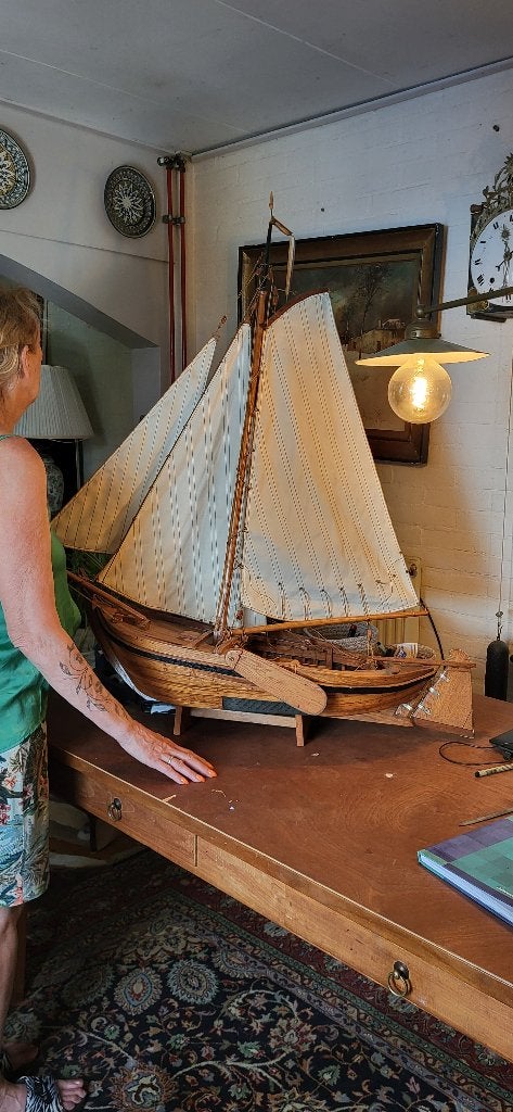 Grote Zuiderzee botter bijna een meter  lang en 122 cm hoog., Ophalen, Zo goed als nieuw