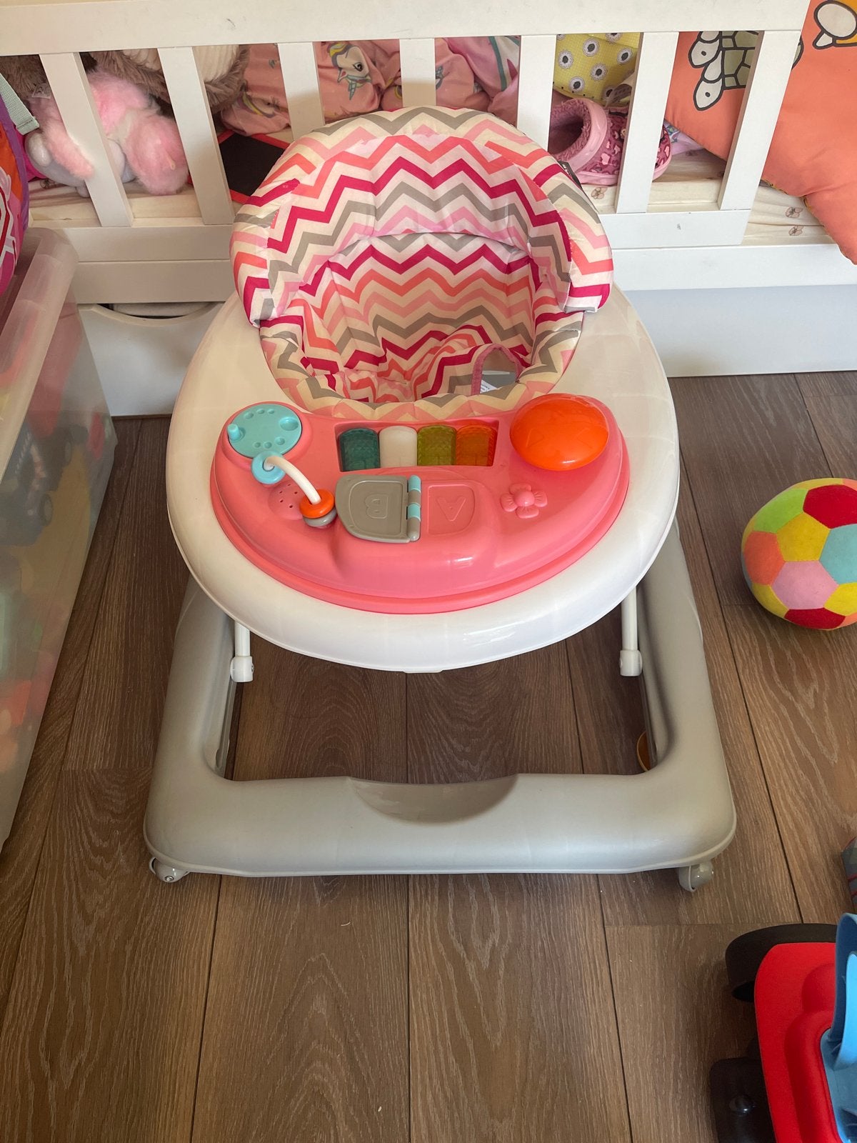 Babywalker met speelblad en wieltjes, Ophalen, Zo goed als nieuw, Overige typen, Met wieltjes