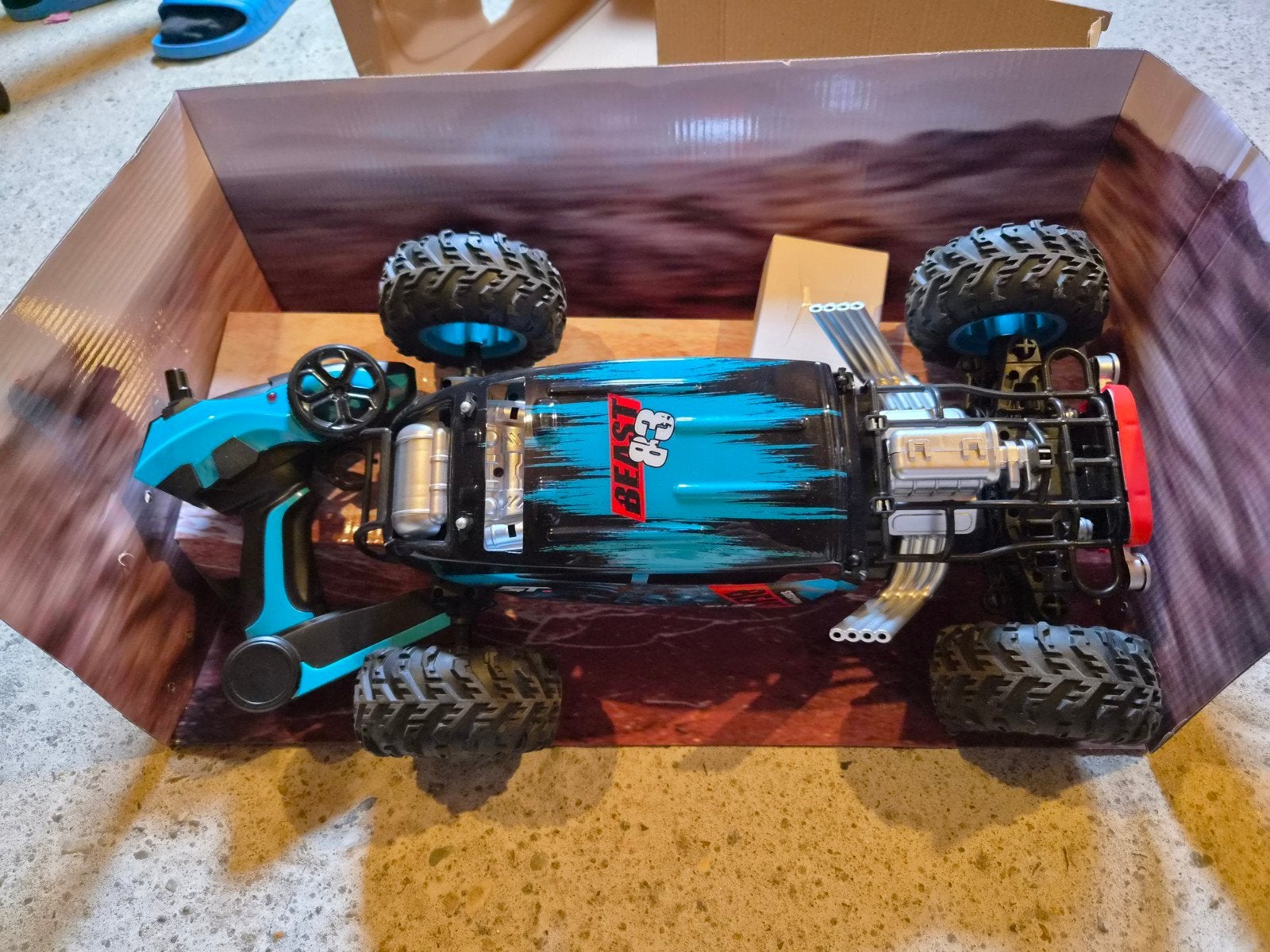 RC Best Beast Offroad Auto met Afstandsbediening, Elektro, Auto offroad, Ophalen of Verzenden, Zo goed als nieuw