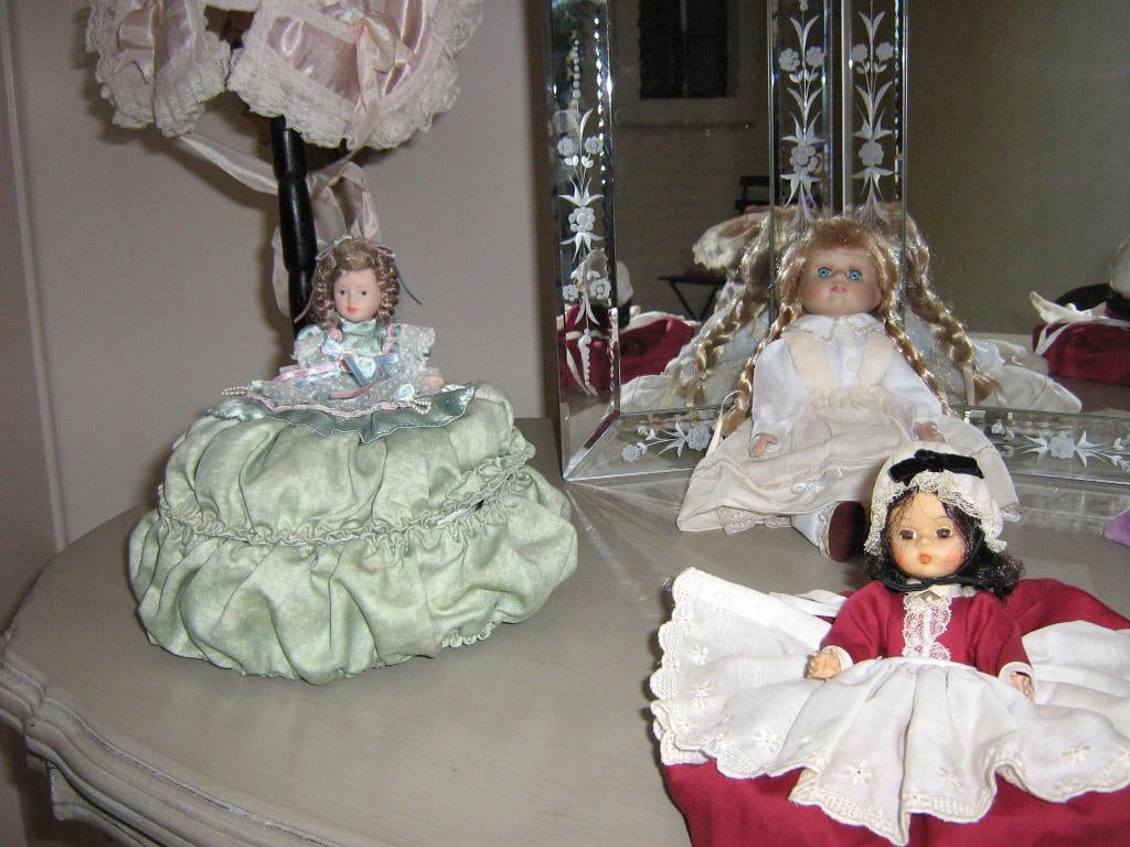 Brocante popje, Ophalen of Verzenden