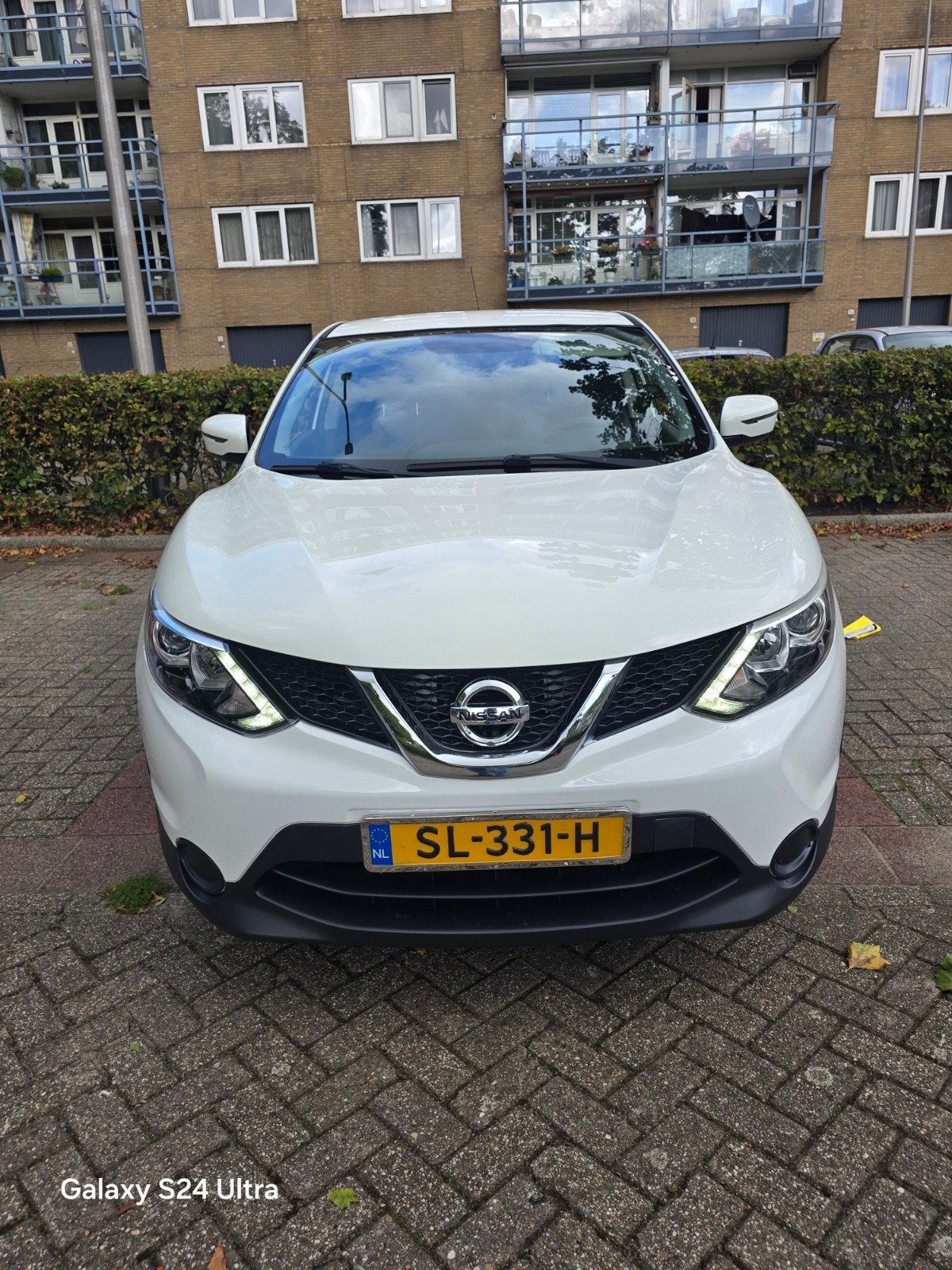 Nissan Qashqai 1.2 Dig-t 85KW 2WD 2015 Wit, Auto's, Voorwielaandrijving, 4 cilinders, Wit, 1200 kg