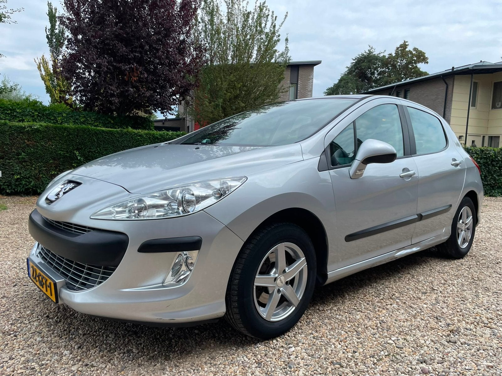 Peugeot 308 1.6 VTI 16V 5-DRS AUTOMAAT  | PANO | TREKHAAK |, Auto's, Peugeot, 1287 kg, 4 cilinders, Bedrijf, 690 kg