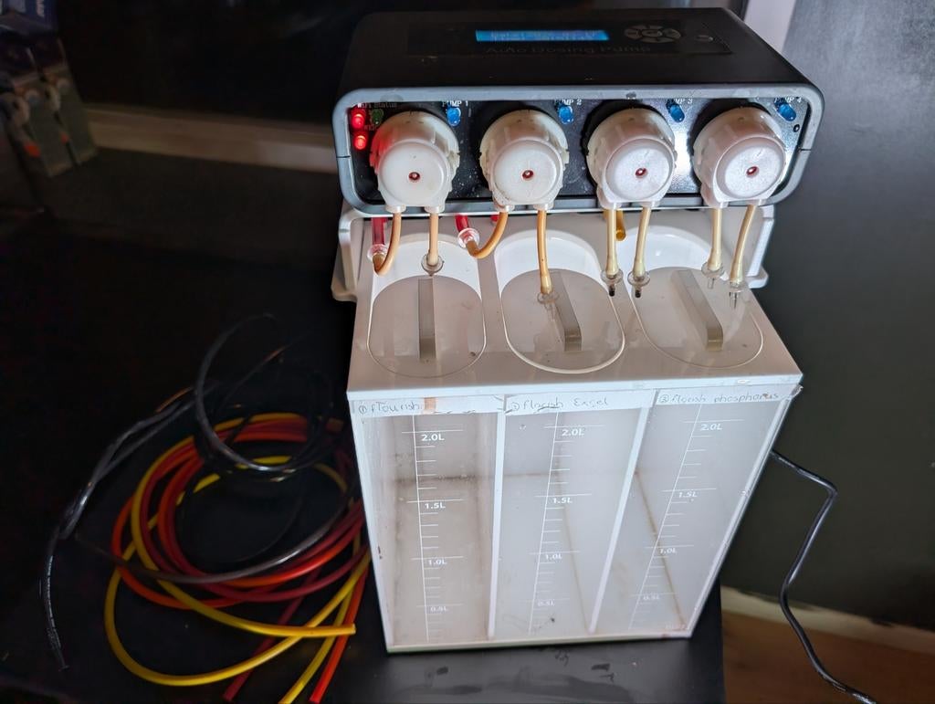 🐠Automatische doseerpomp 4 kanaals aquarium Jebao voeding, Ophalen, Zo goed als nieuw, Leeg aquarium