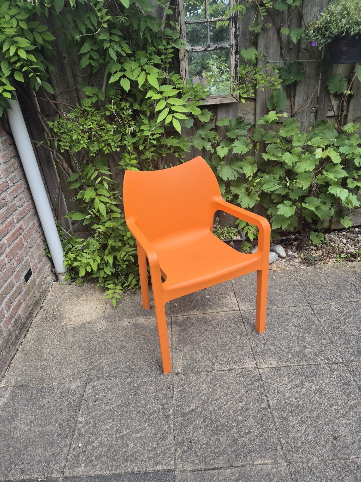 ORANJEFEESTJE? Siësta Diva tuinstoel -  kunststof stapelbaar, Ophalen, Gebruikt, Kunststof, Stapelbaar