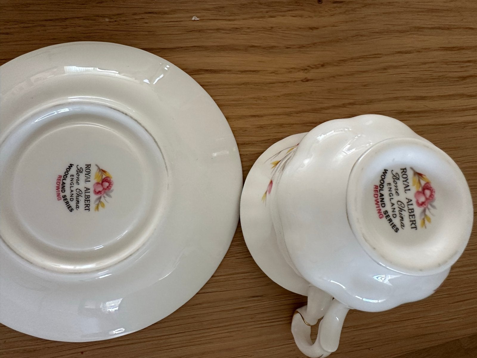 Set van 4 Royal Albert en Cambridge Garden theekopjes, Antiek en Kunst, Ophalen