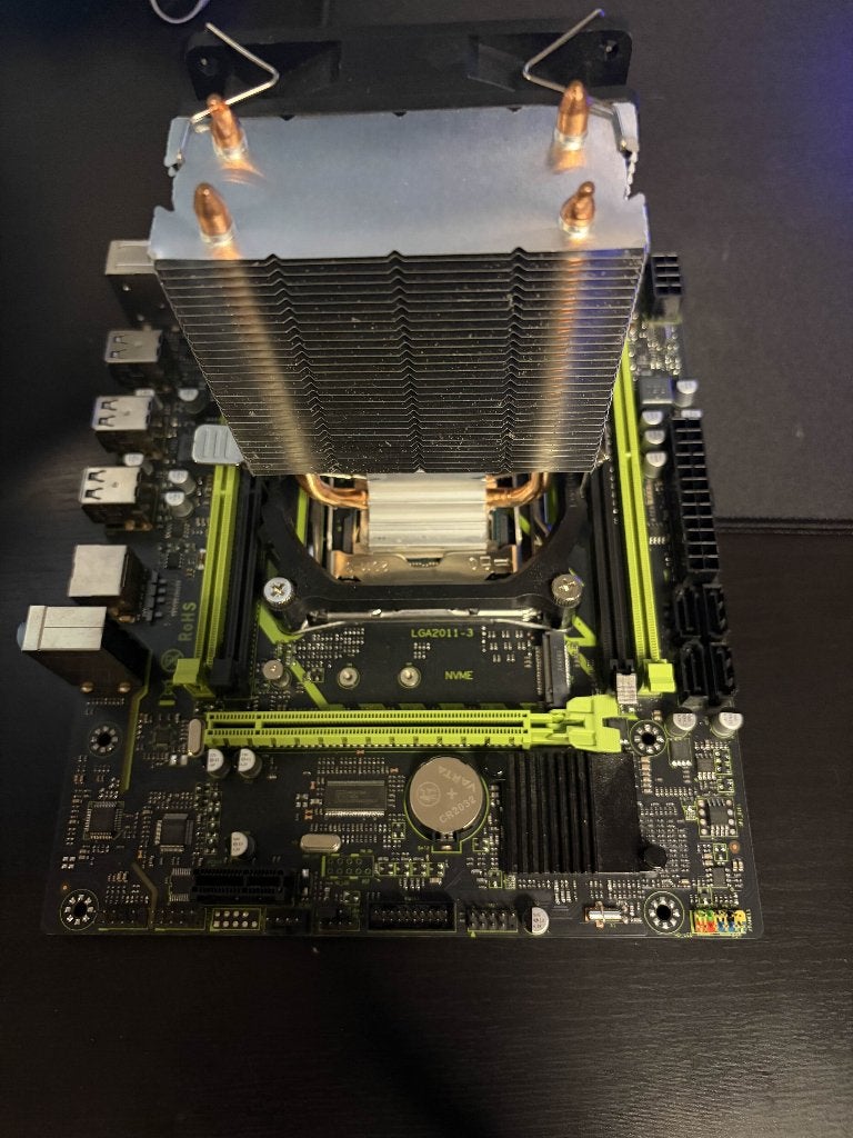 Zsus Moederbord + Intel Xeon E5-2680 v4 + Koeler (LGA2011-3), DDR4, Ophalen of Verzenden, Zo goed als nieuw, Micro-ATX