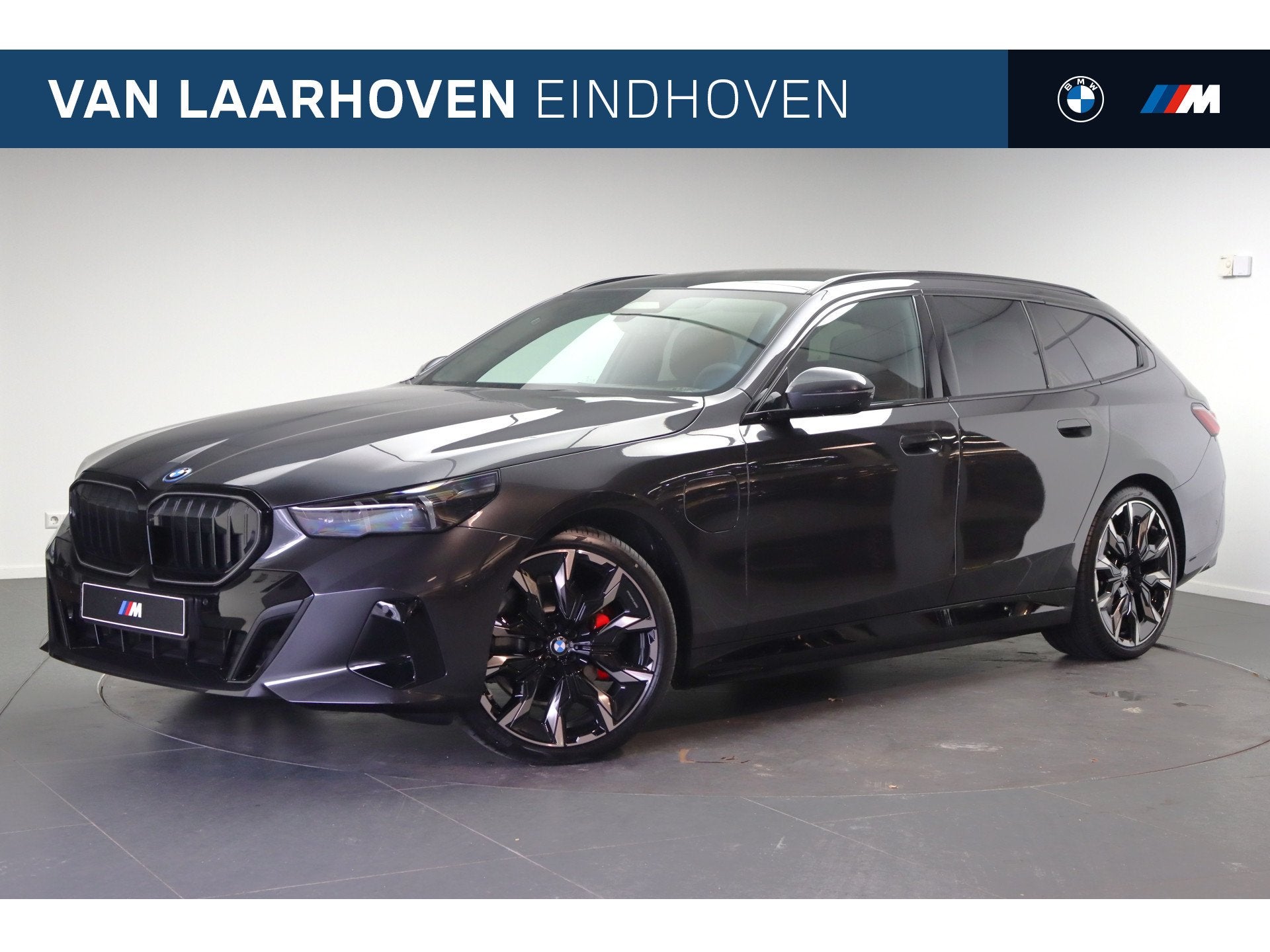 BMW 5 Serie Touring 530e M Sport Automaat / Panoramadak / Tr