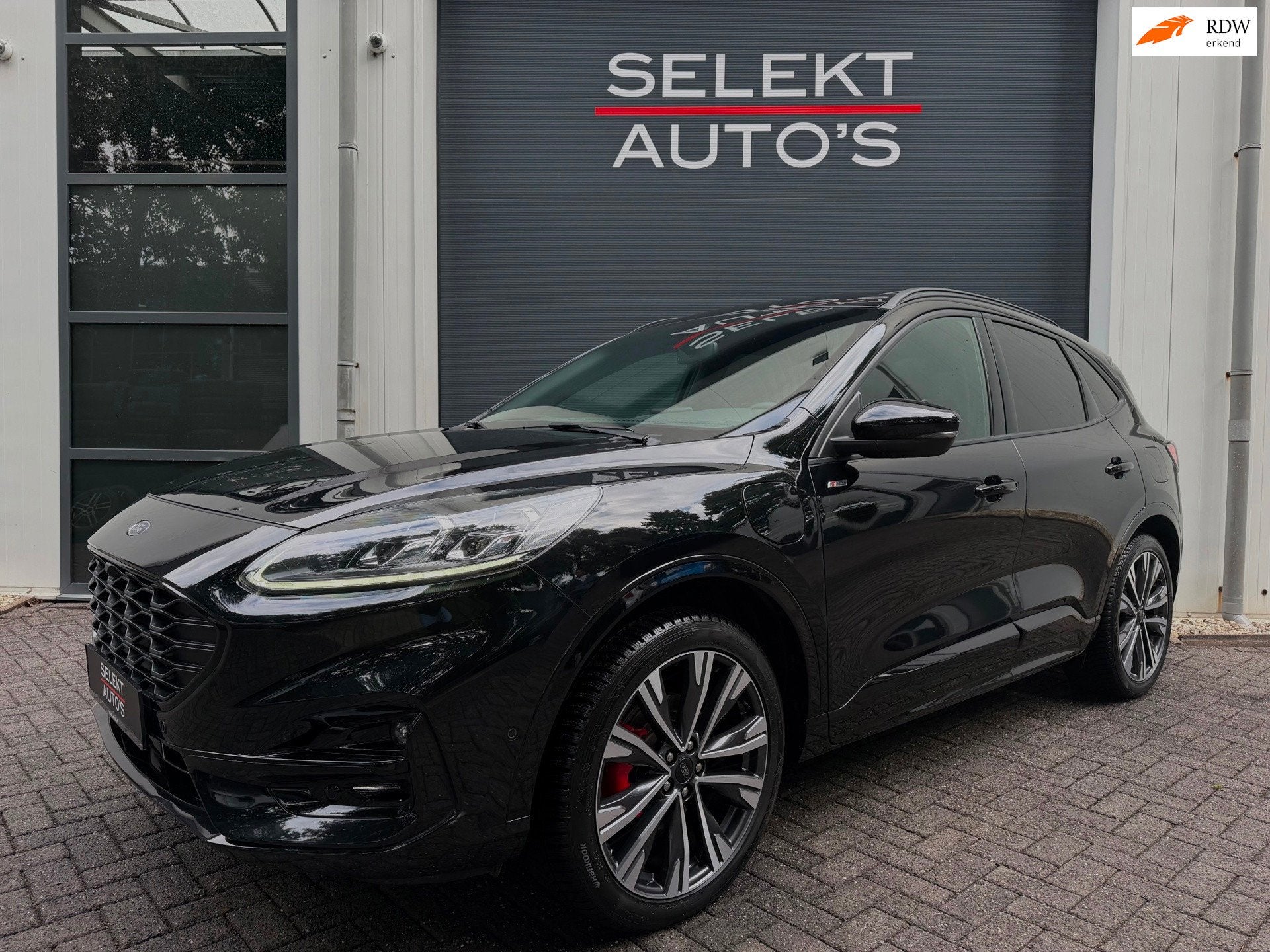 Ford Kuga 2.5 PHEV ST-Line X 224 Pk Pano/Cruise/Climate/Lede, Gebruikt, Zwart, 4 cilinders, Zwart