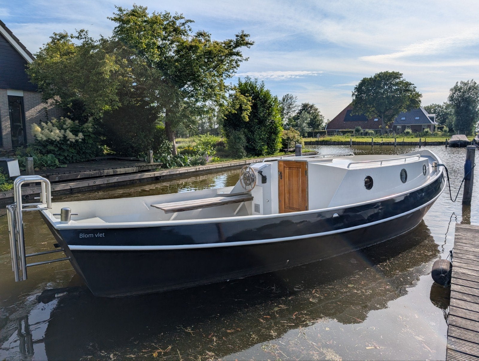Blom Vlet Motorboot met Kajuit en Toilet, Watersport en Boten, Motorboten en Motorjachten, Binnenboordmotor, Diesel, 8 m, 1.50 - 1.70 meter
