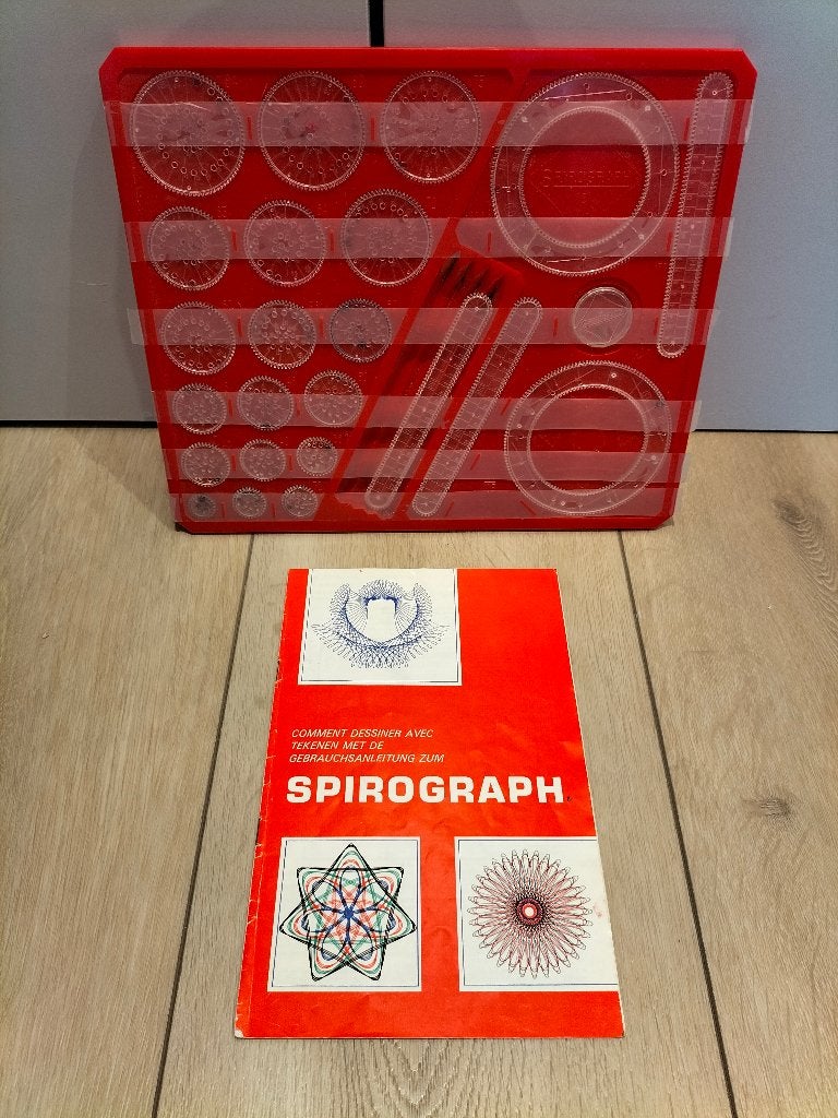 Spirograph - uitgegeven door Meccano, Parijs, Vijf spelers of meer, Ophalen of Verzenden, Gebruikt
