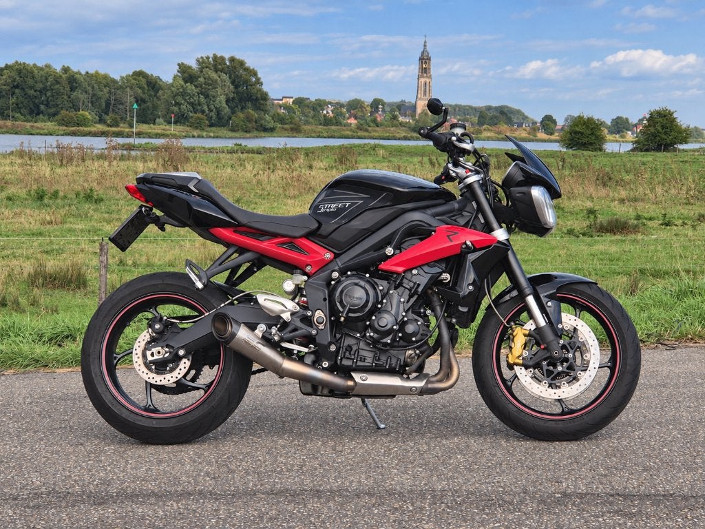 Triumph Street Triple 675R, 675 cc, Occasion, Motorrijbewijs A, 3 cilinders