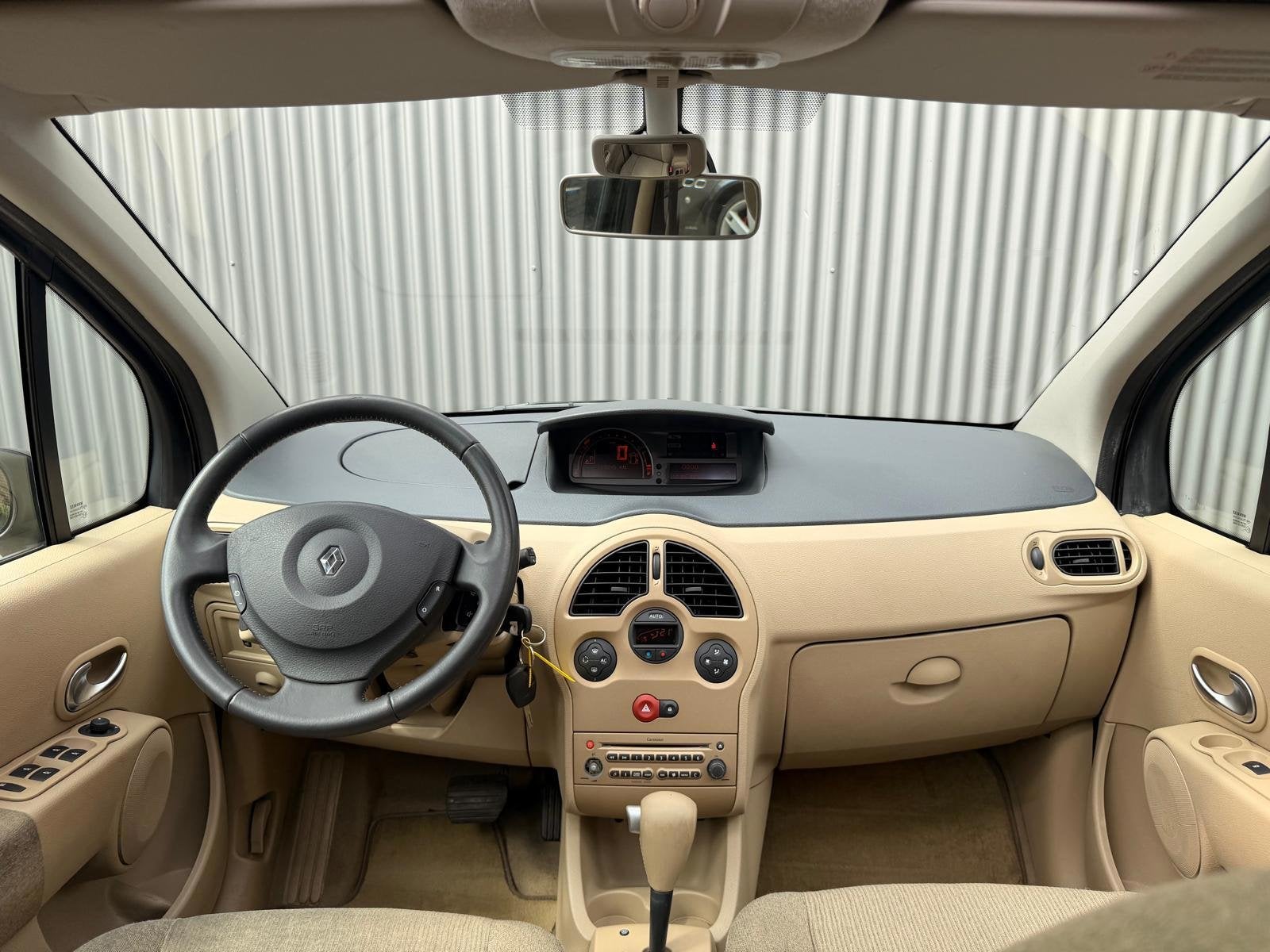 Renault Modus 1.6-16V Initiale Panorama dak|Stoelverwarming|, Auto's, Gebruikt, Beige, 4 cilinders, Zwart