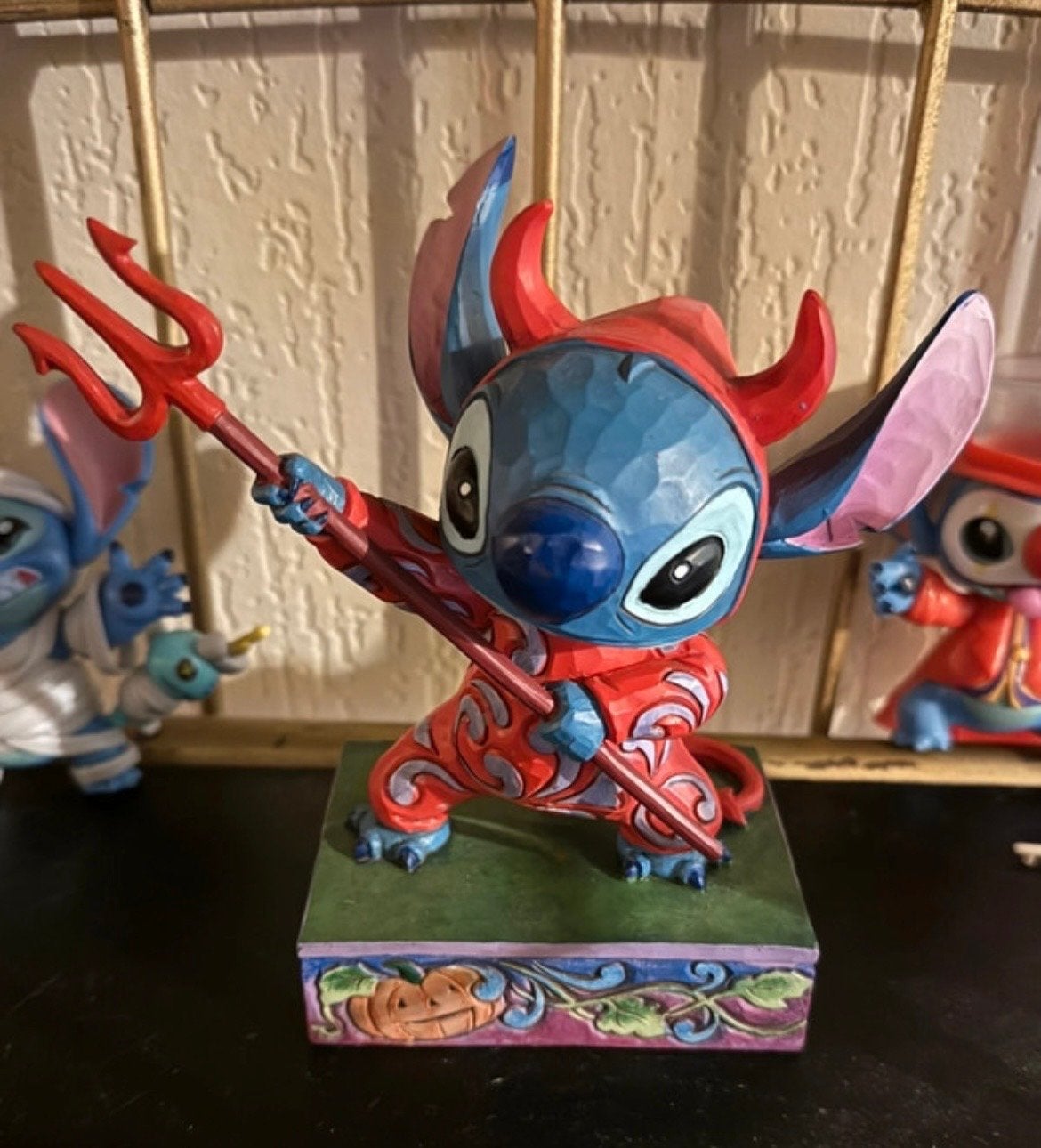 Disney Tradition Stitch Duivel Beeldje - Jim Shore, Ophalen of Verzenden, Overige figuren, Zo goed als nieuw, Beeldje of Figuurtje