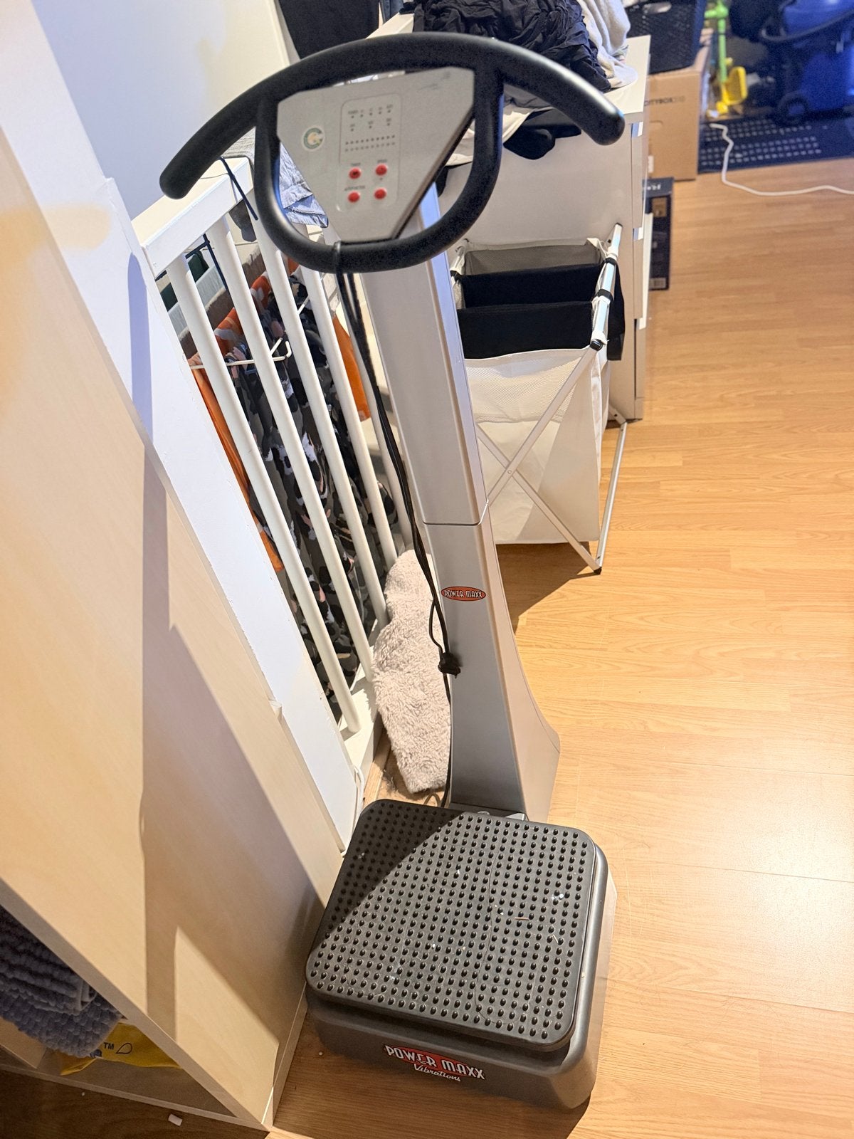 Power Maxx Trilplaat - Zo goed als nieuw, Sport en Fitness, Fitnessapparatuur, Zo goed als nieuw, Trilplaat, Armen, Metaal, Ophalen