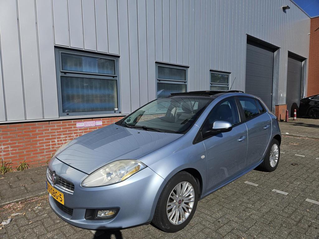 Fiat Bravo 1.4 T-Jet Panorama dak Climate Cruise, Voorwielaandrijving, 15 km/l, Gebruikt, 4 cilinders
