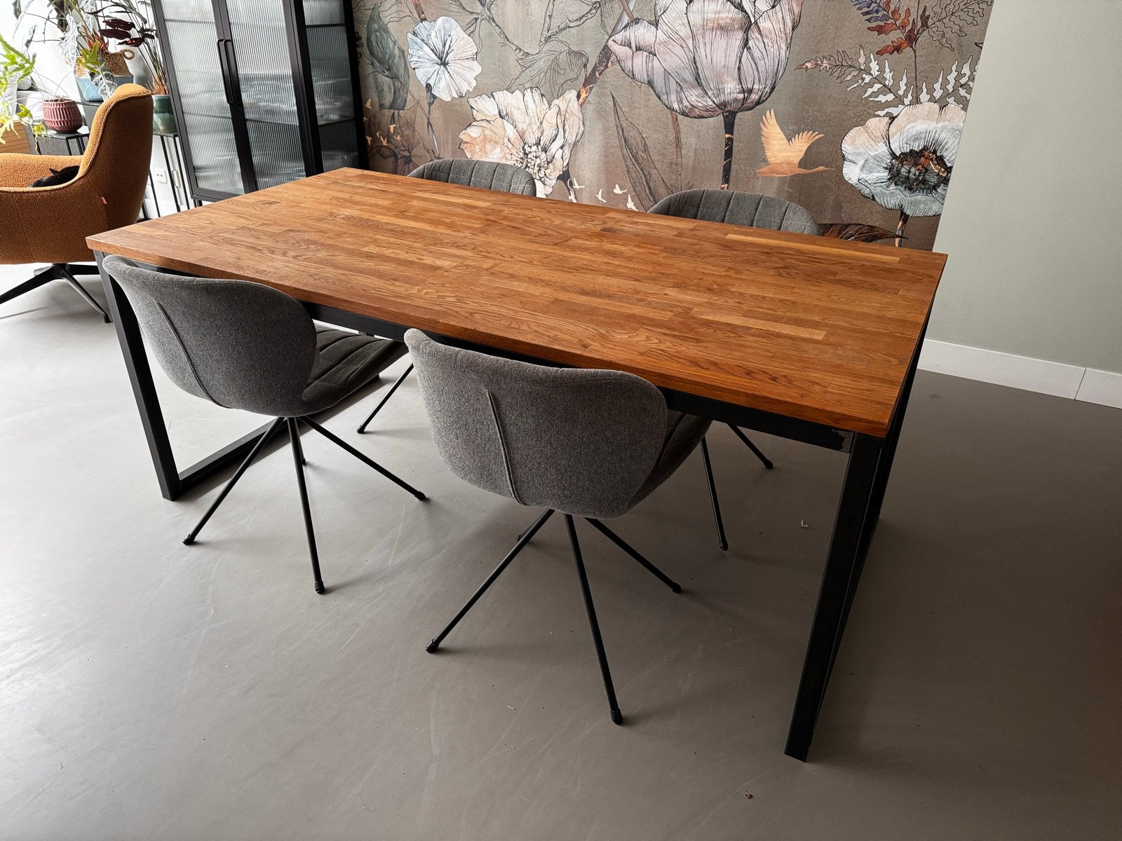 Eikenhouten eettafel met metalen onderstel Woood, Ophalen, Gebruikt, Eikenhout, 50 tot 100 cm