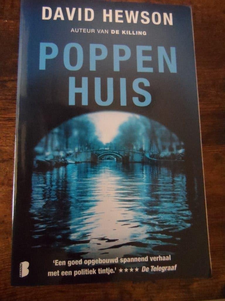 David Hewson - Poppenhuis, Boeken, Ophalen of Verzenden, Zo goed als nieuw, David Hewson
