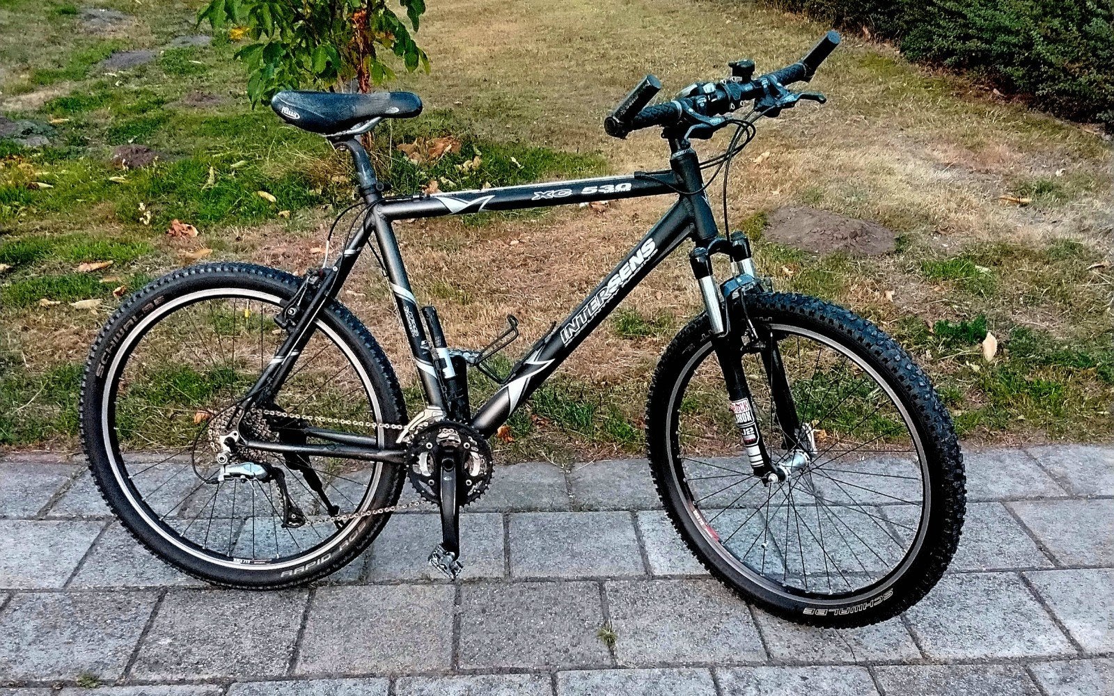 Netjes Intersens XC 530 MTB Mountainbikes 26-inch Deore 3x9, Fietsen en Brommers, Fietsen | Mountainbikes en ATB, Zo goed als nieuw