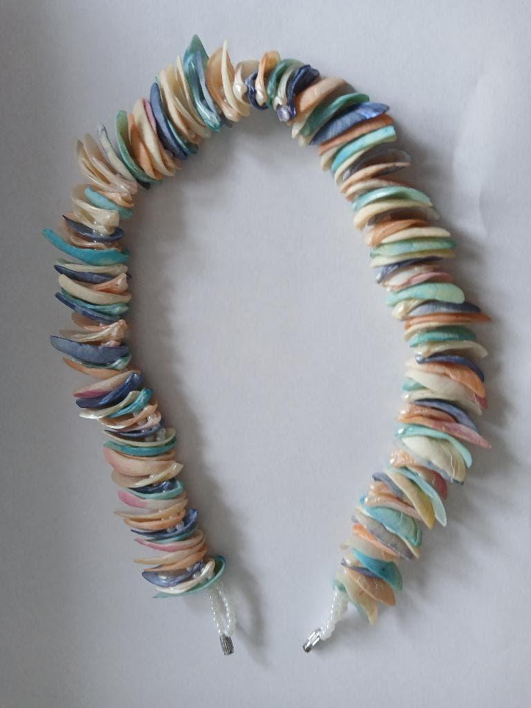 vintage schelpenketting, Ophalen of Verzenden, Zo goed als nieuw, Overige materialen