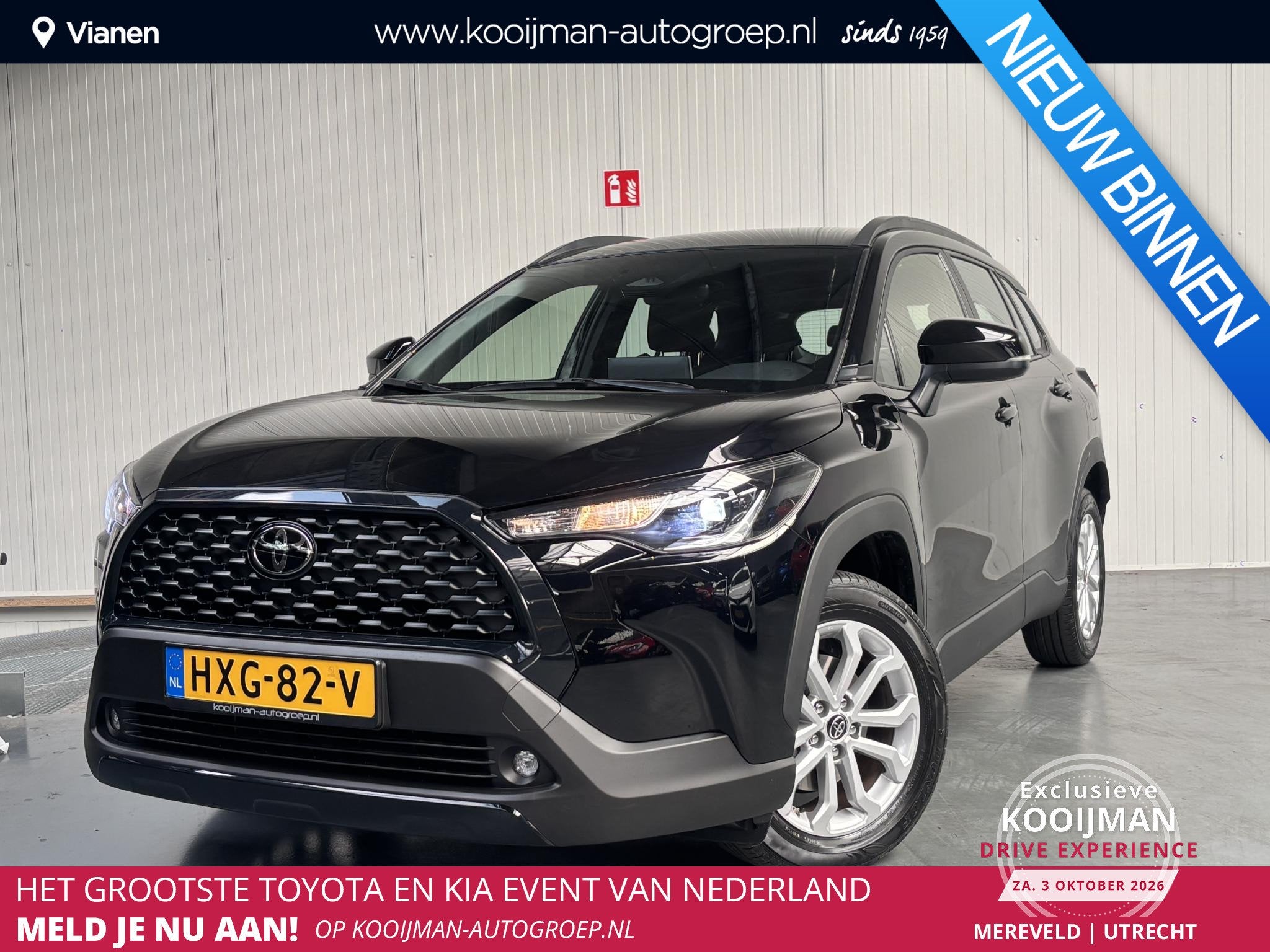 Toyota Corolla Cross Hybrid 140 Active, Auto's, Stof, Gebruikt, Zwart, Origineel Nederlands