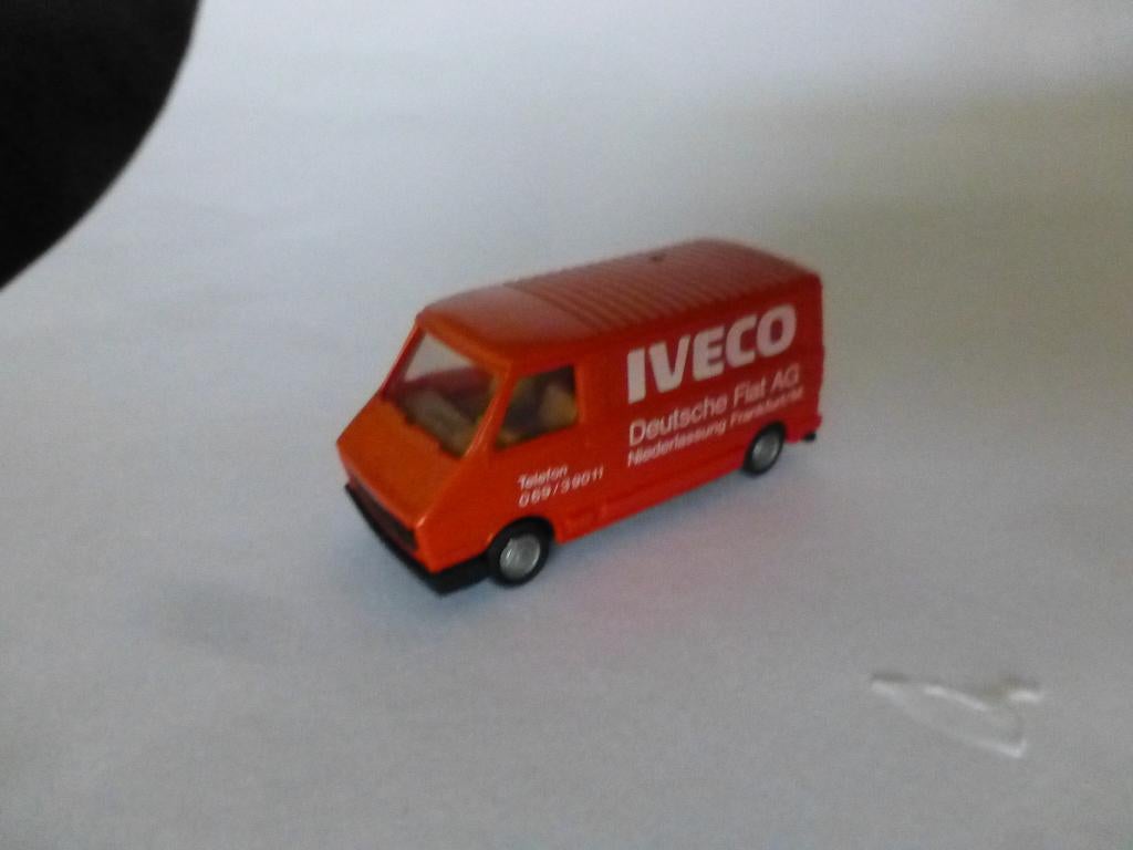 Praline fiat 242 Iveco Deutsche Fiat AG, Ophalen of Verzenden, Zo goed als nieuw, Bus of Vrachtwagen, Overige merken