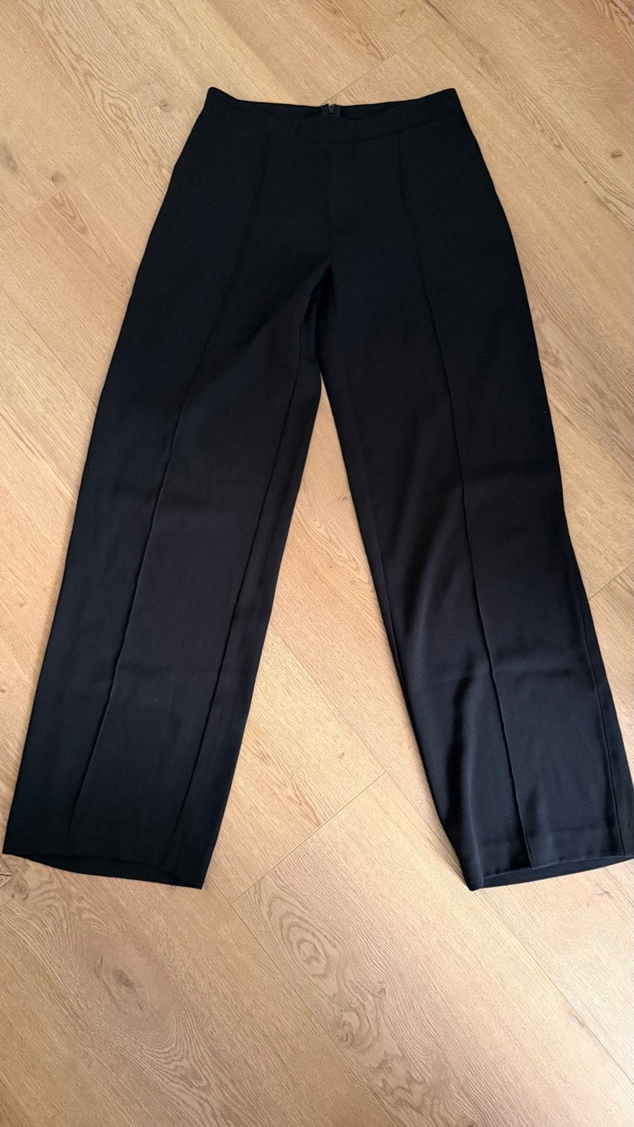 Costes Zwarte pantalon met wijde pijpen maat S, Verzenden, Zwart, Zo goed als nieuw, Maat 36 (S)