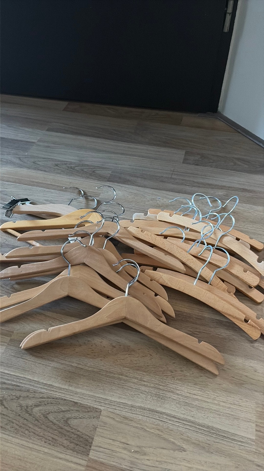 Houten kledinghangers kinderen/babys, Ophalen of Verzenden, Zo goed als nieuw, Hout, Kinderen