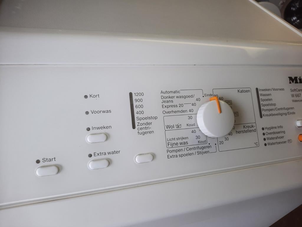 Perfecte Miele W667 bovenlader wasmachine. 6kg-1200t Gar+Bez, Ophalen, Zo goed als nieuw, 85 tot 90 cm, 1200 tot 1600 toeren