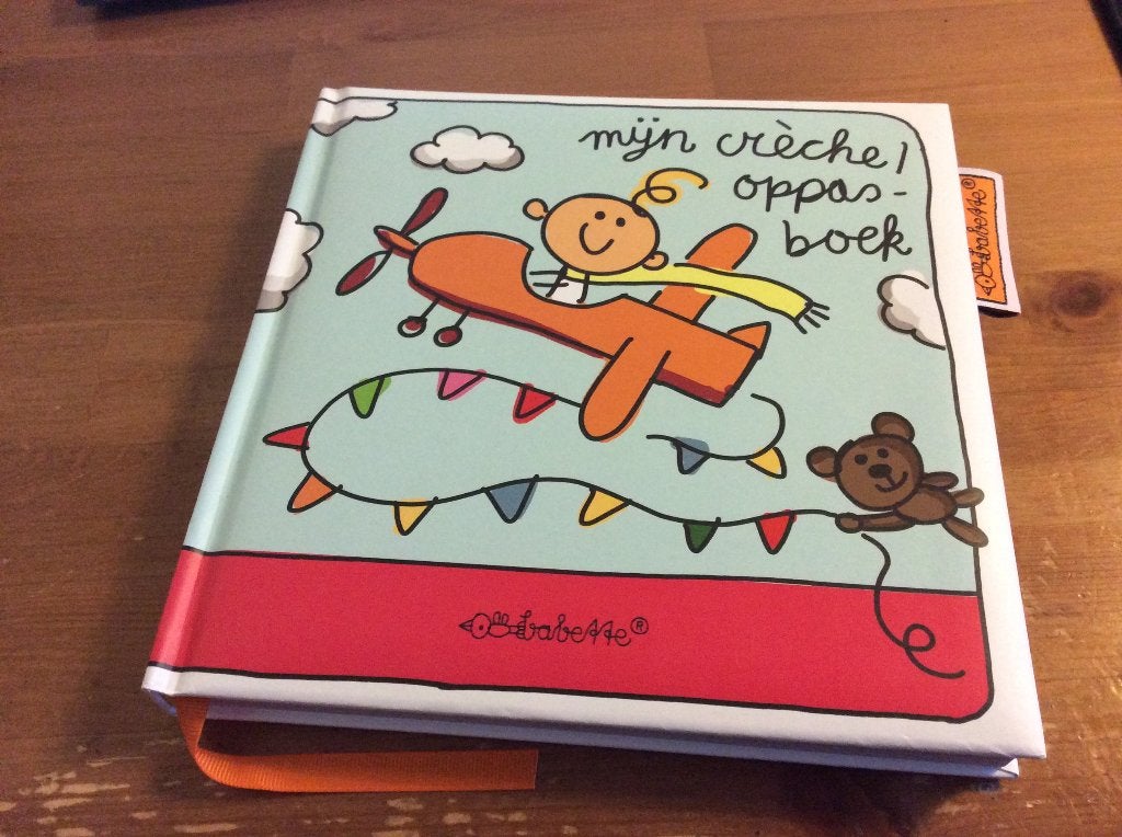 Babette - Mijn crèche/ oppasboek. ongebruikt, Ophalen of Verzenden, Nieuw, Kraamcadeau