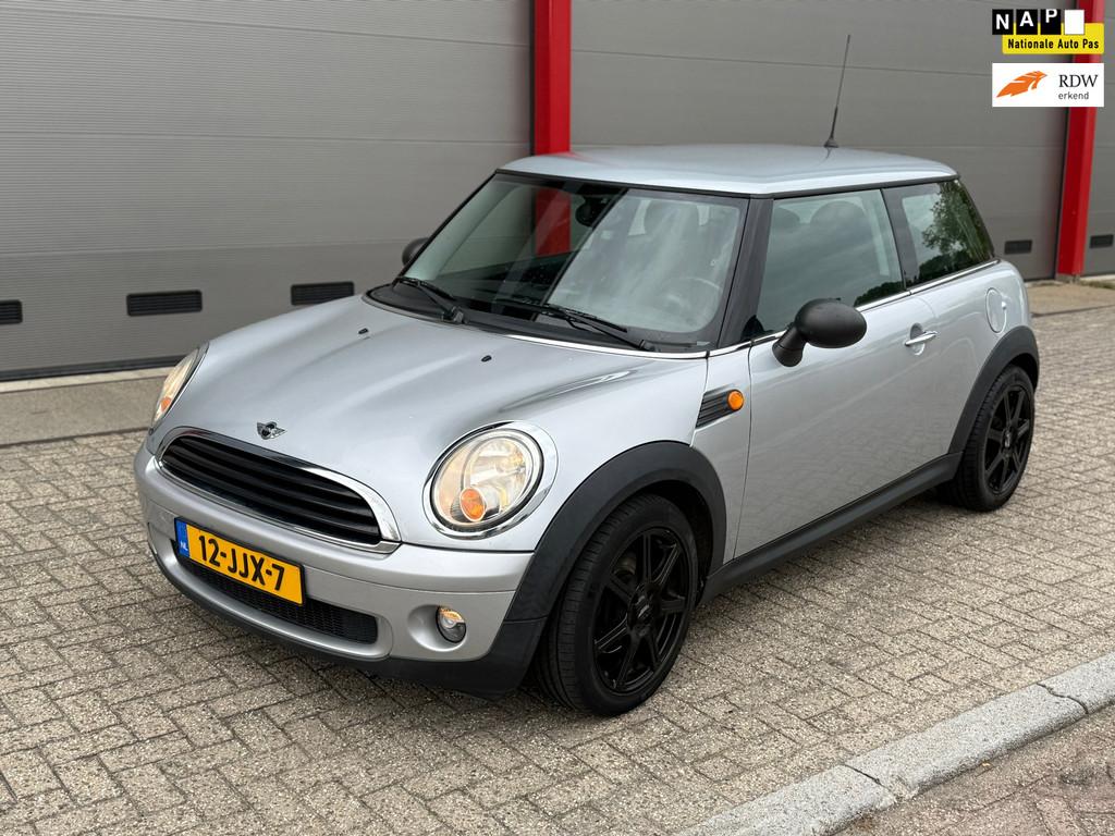 Mini Mini 1.4 One Business Line, Auto's, Mini, Voorwielaandrijving, Gebruikt, 4 stoelen, 49 €/maand