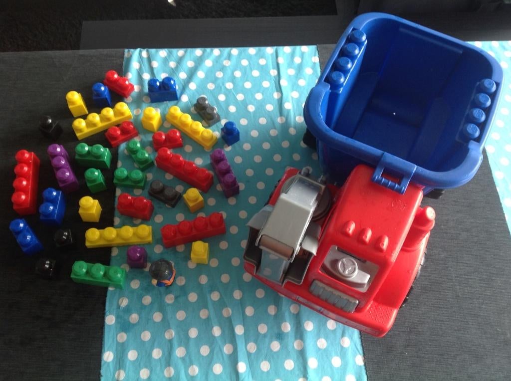 Kiepwagen van Mega Bloks met 74 blokken, Ophalen of Verzenden, Zo goed als nieuw
