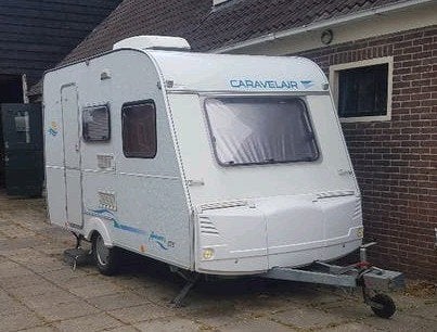 Cavalair Antares caravan 375 + airco en voortent, Caravans en Kamperen, Caravans, Dwarsbed, Standaardzit, Particulier, 500 - 750 kg