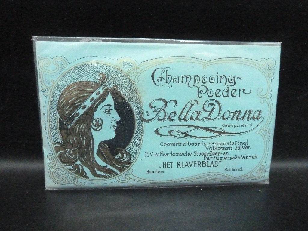 Antieke verpakking shampoo poeder Het Klaverblad Haarlem, Ophalen of Verzenden, Nieuw, Overige typen
