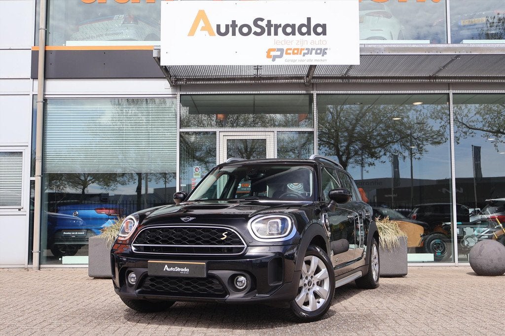 Mini Mini Countryman (f60) 1.5 Cooper S E 220pk ALL4 | SOH 9, Auto's, Mini, Gebruikt, Countryman, Met garantie (alle), Zwart