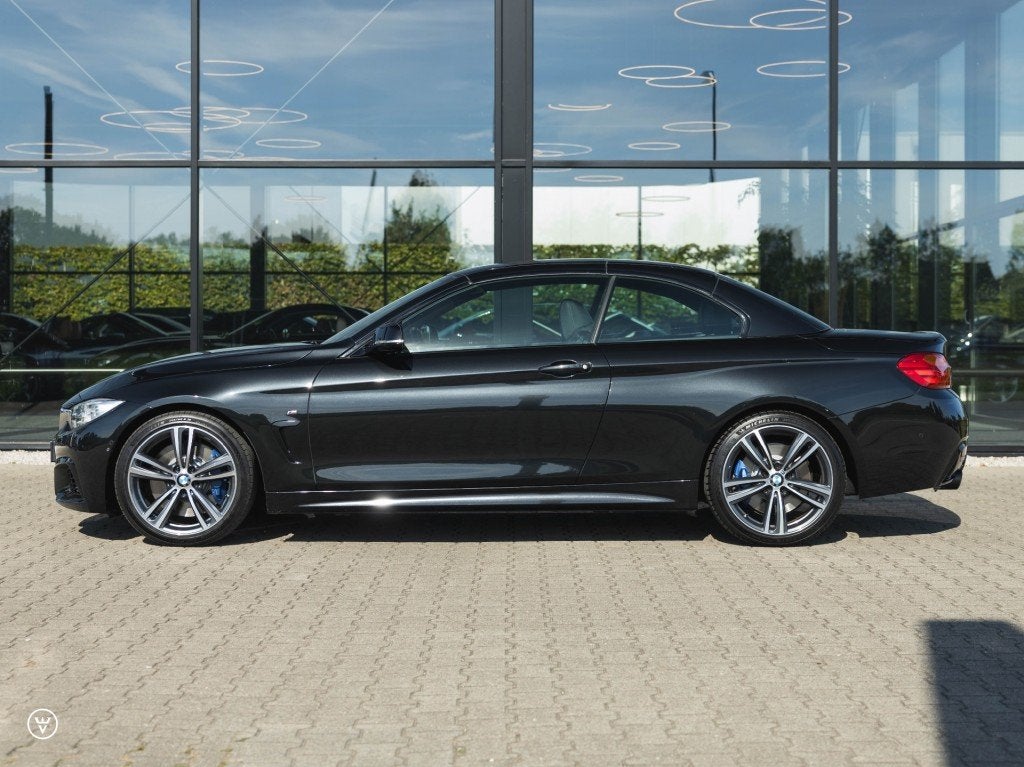Bmw 4-SERIE 440i Cabrio M-sport – Radar, 360gr : VOL !, Automaat, Achterwielaandrijving, Gebruikt, Euro 6