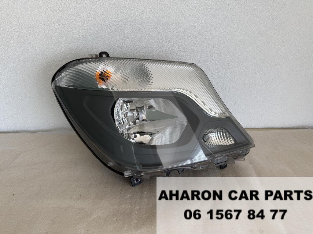 W906 Sprinter Facelift Koplamp Rechts H7 Origin A9068202461, Gebruikt, Mercedes-Benz, Ophalen of Verzenden, Mercedes-Benz