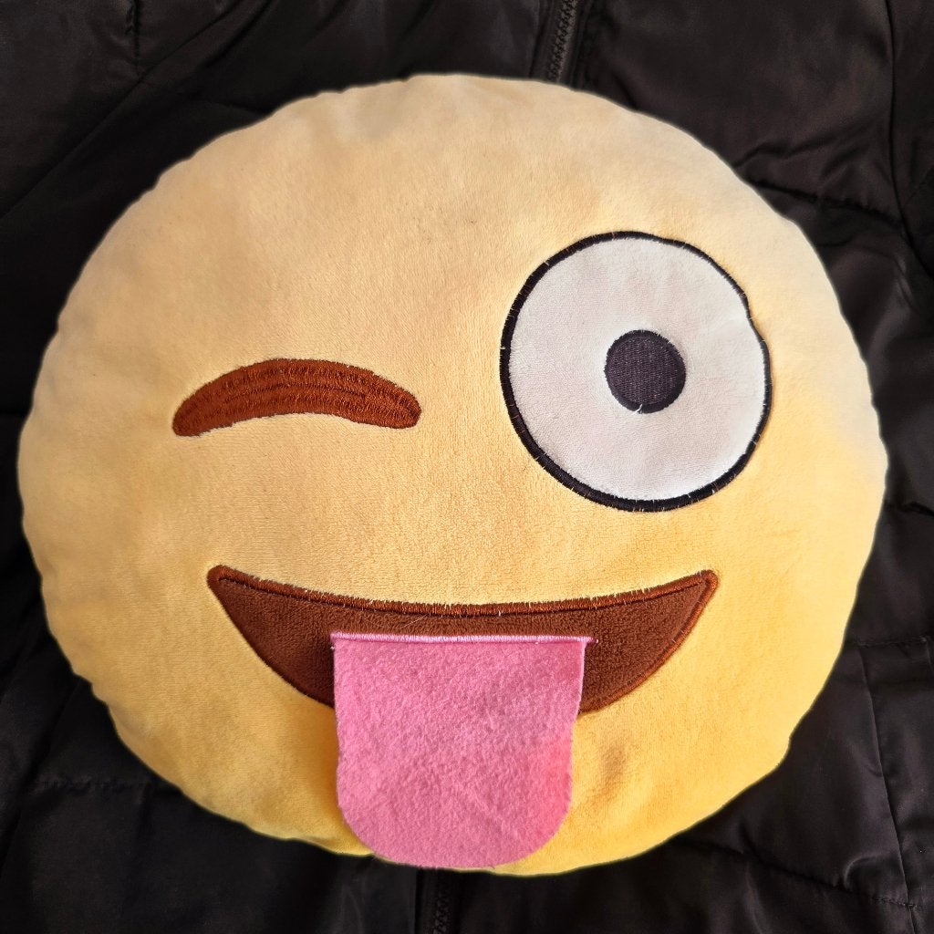 Emoji Kussen Tong - 35cm, Ophalen, Zo goed als nieuw, Vierkant