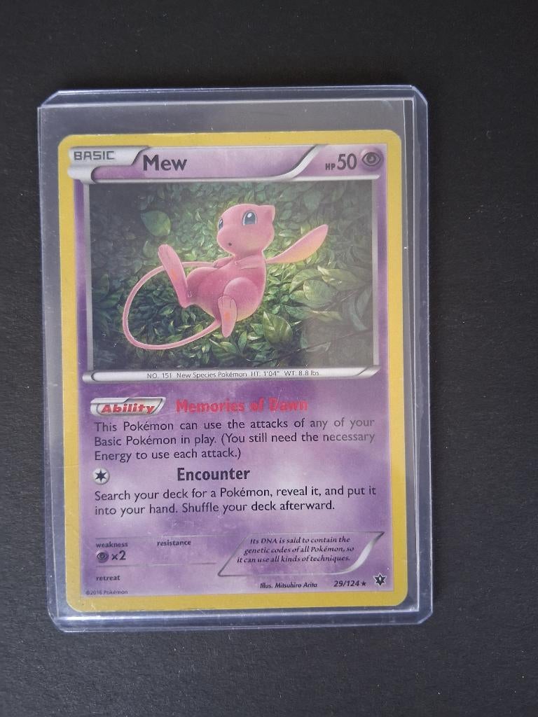 Mew 29/124 (Fates Collide) Played, Ophalen of Verzenden, Gebruikt, Losse kaart, Foil