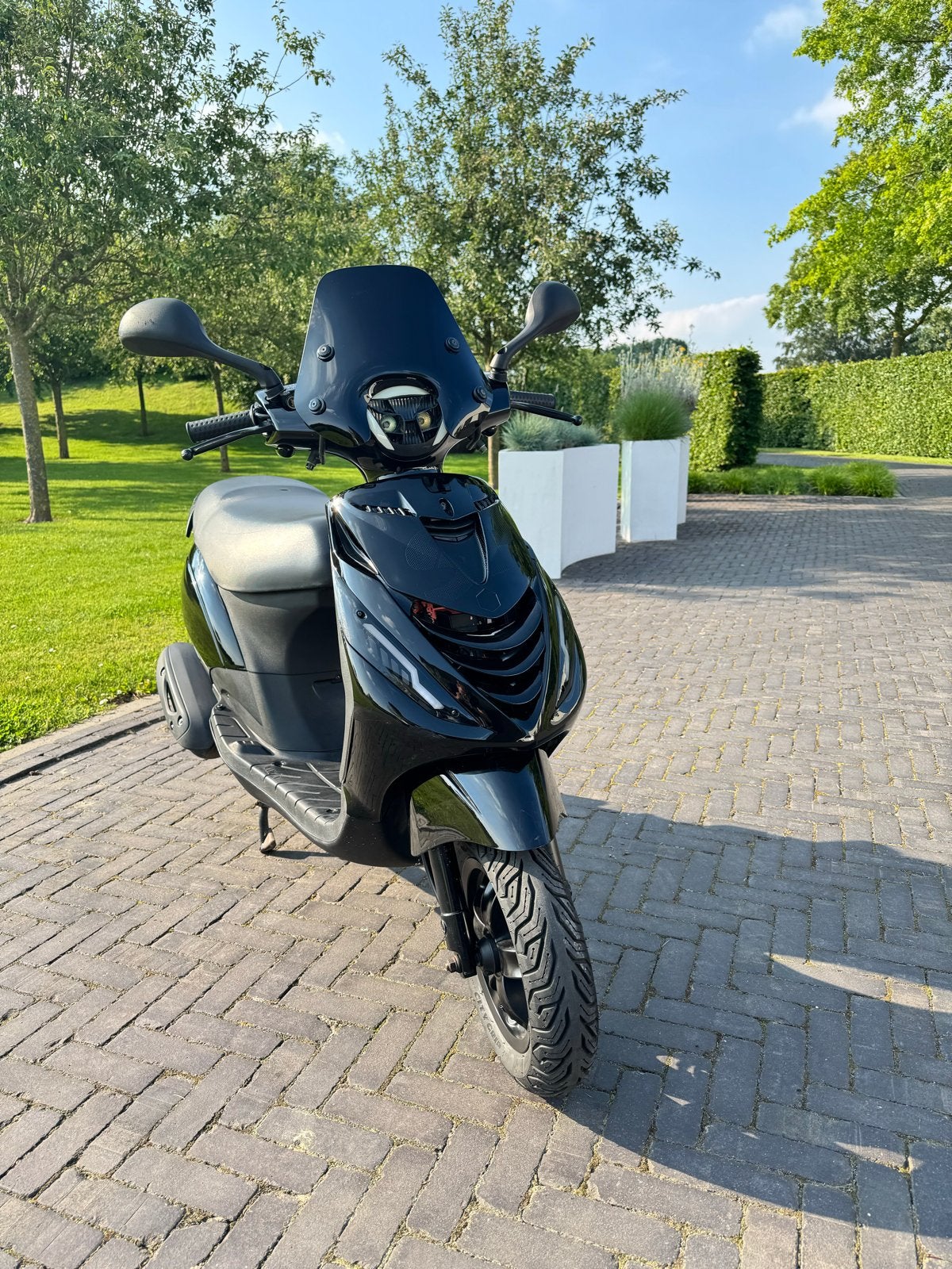 Piaggio Zip 4-takt iget 2022  - Zwart - Goed onderhouden, Ophalen, Gebruikt, Benzine, Zip