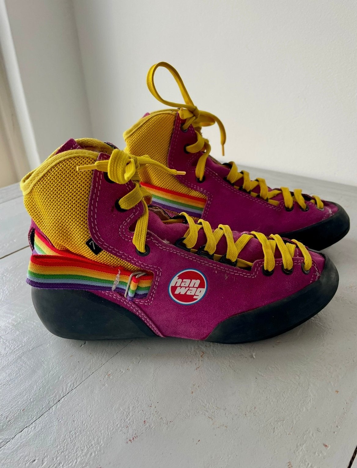 Suède schoenen van Hanwag maat 40 (maat 7)., Verzenden, Zo goed als nieuw, Sneakers of Gympen
