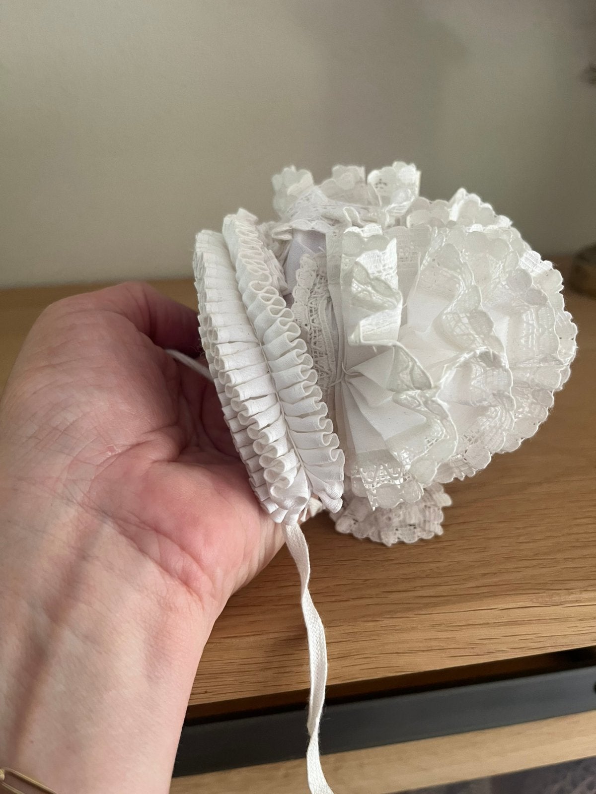 Miniatuur katoenen opknapmuts klederdracht muts, Ophalen of Verzenden