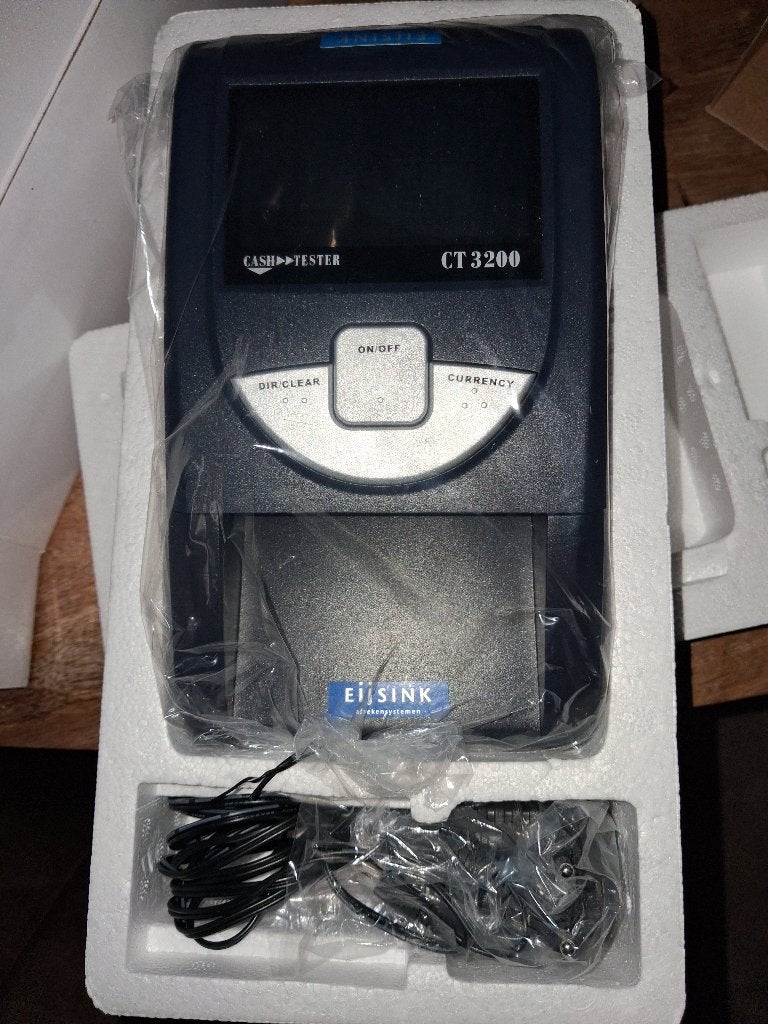 Cash tester, Ophalen, Valsgelddetector