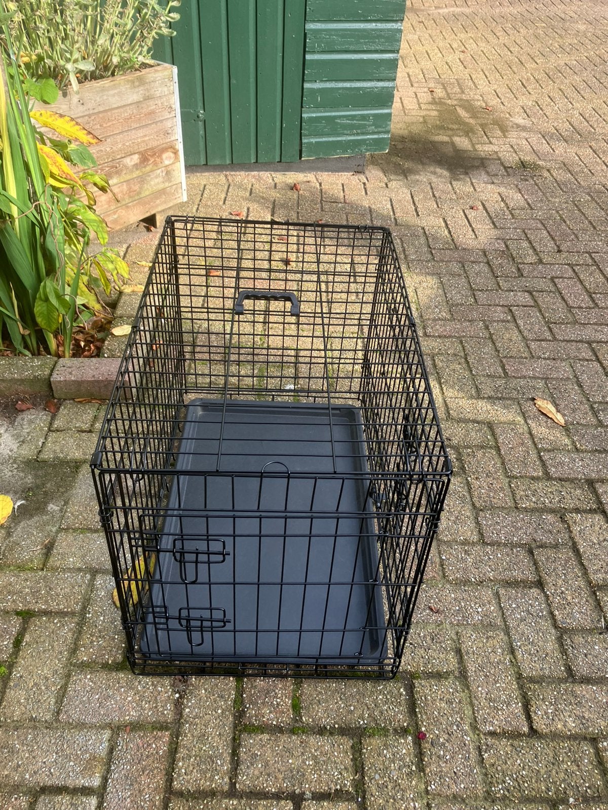 bench met 2 deuren,hij is 75cm lang ,49cm breed,55cm hoog., Ophalen, Zo goed als nieuw