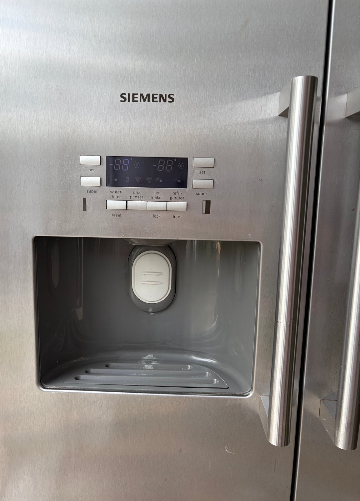 Foto 9 van Siemens Amerikaanse koelkast KA58NP95/10 – zeer goede staat