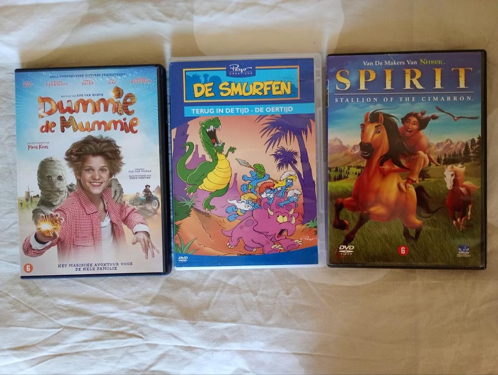 3 leuke familiefilms op DVD: Dummie, Smurfen, Spirit, Avontuur, Gebruikt, Ophalen of Verzenden, Vanaf 6 jaar