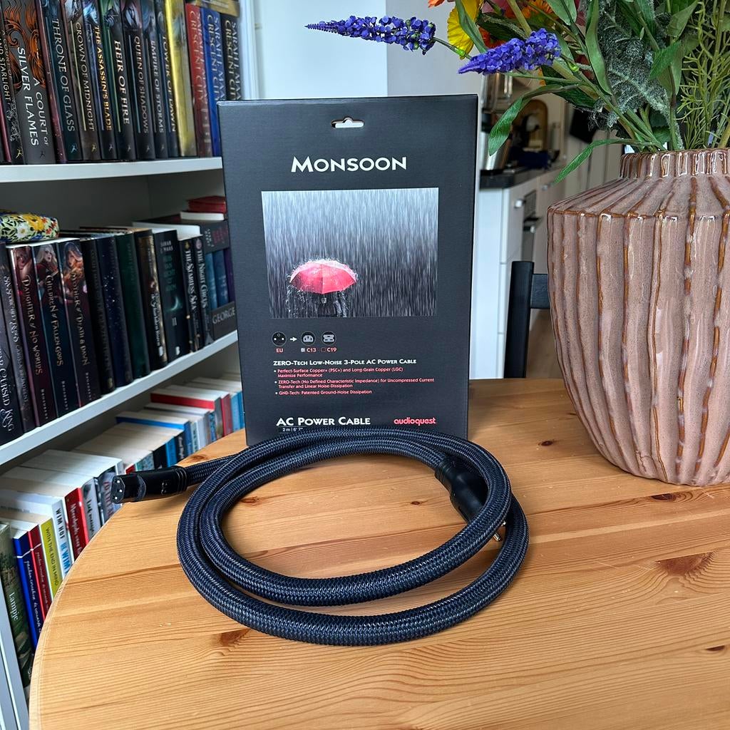 Audioquest - Monsoon 2 Meter C13 (met factuur), Ophalen of Verzenden, Zo goed als nieuw, 2 tot 5 meter, Overige kabels