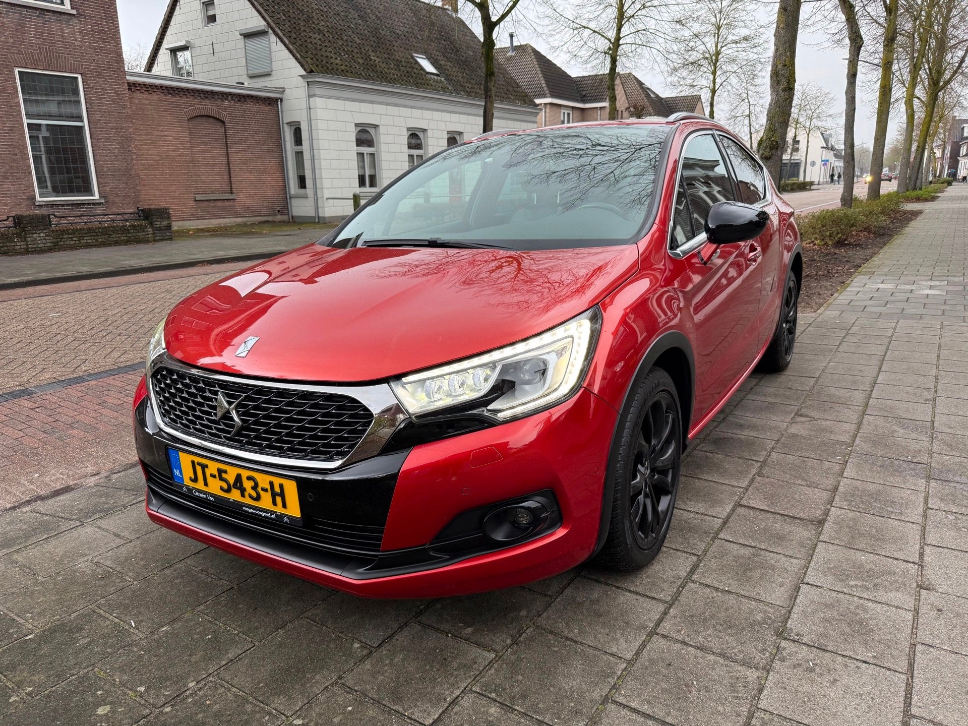 DS 4 Crossback 1.6 BlueHDi Chic AUTOMAAT EERSTE EIGENAAR DEA, Auto's, Dealer onderhouden, Gebruikt, Euro 6, 4 cilinders