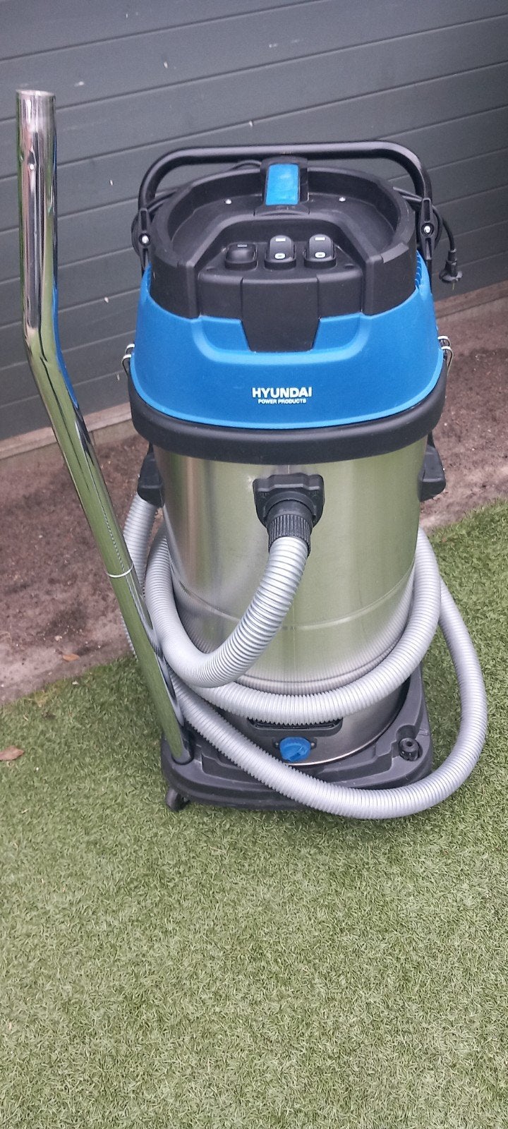 Nat en droog stofzuiger 3000watt, Witgoed en Apparatuur, Ophalen, Zo goed als nieuw