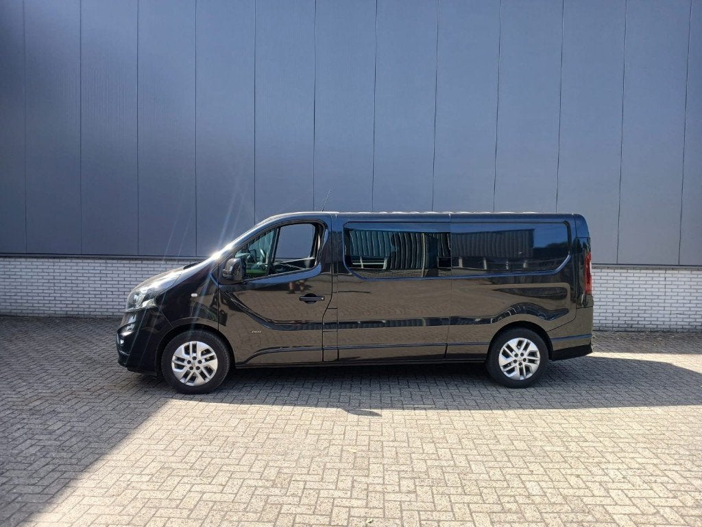 Opel Vivaro 1.6 D 2016 BiTurbo 140 PK L2H1 Dubbele Cabine, Voorwielaandrijving, Euro 5, Zwart, 4 cilinders